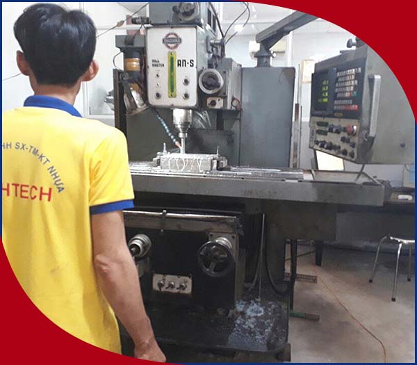 CÔNG TY TNHH SẢN XUẤT THƯƠNG MẠI KỸ THUẬT NHỰA HIGHTECH